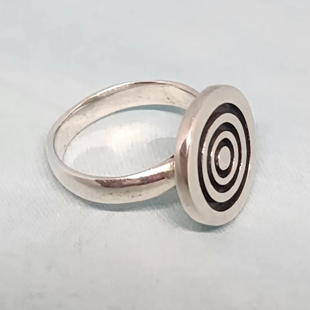 Vintage Sterling Spiral Ring - Picture 3 of 5